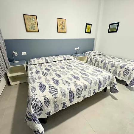 App4rent Zanetti Family Apartments, Sea View, Private Beach, Parking, Wifi